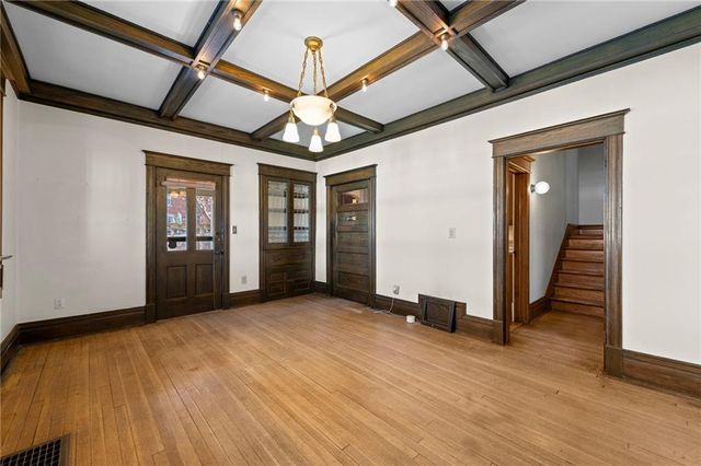 101 Jackson Avenue, Kansas City, MO 64123