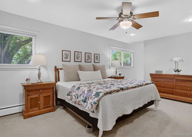 857 Helston Road, Bloomfield Charter Township, MI 48304