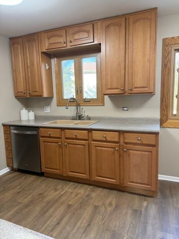 776 W Appletree Lane, Bartlett, IL 60103