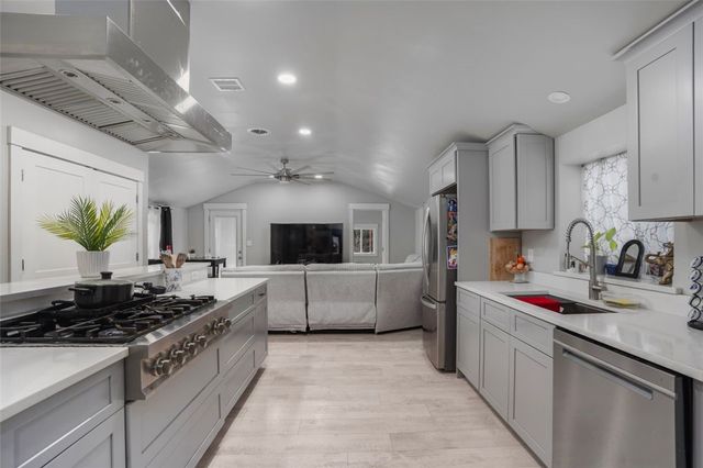 1537 PROVIDENCE Pike, North Smithfield, RI 02896