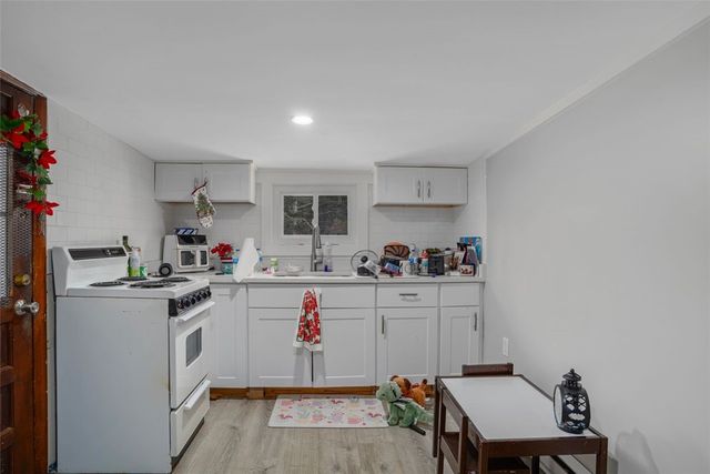 1537 PROVIDENCE Pike, North Smithfield, RI 02896