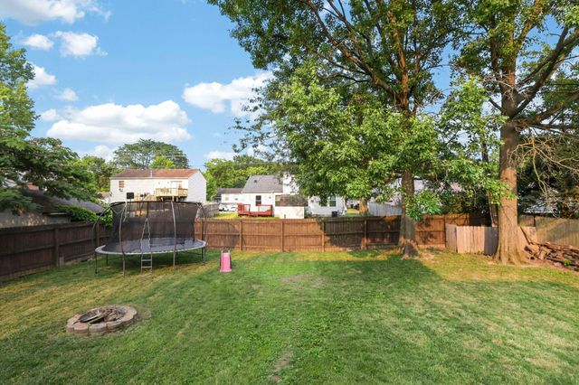 2592 Trailwind Street, Grove City, OH 43123