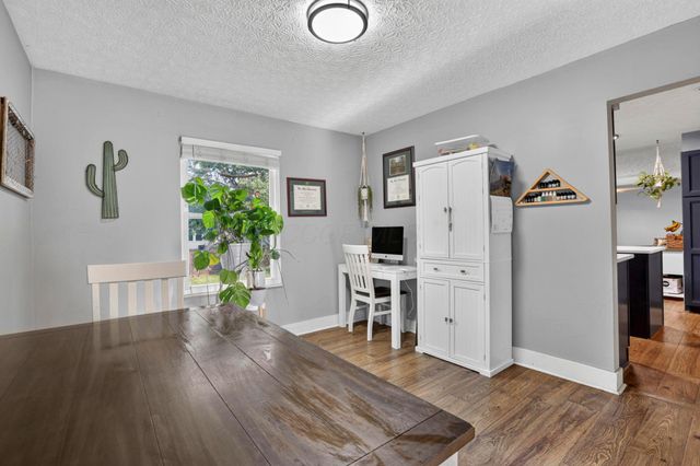 2592 Trailwind Street, Grove City, OH 43123