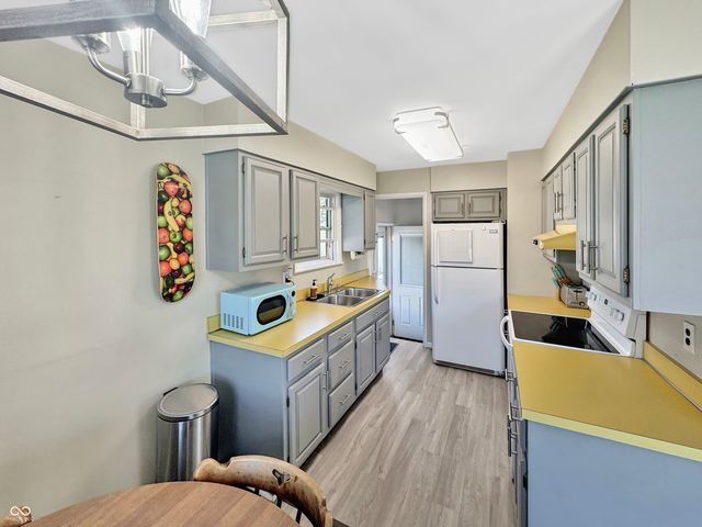 1517 N Sheridan Avenue, Indianapolis, IN 46219