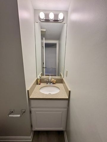 200 Falls Blvd B305, Quincy, MA 02169