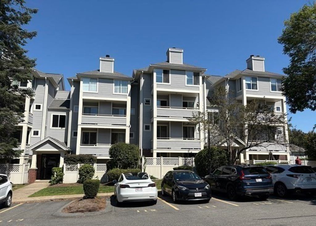 200 Falls Blvd B305, Quincy, MA 02169