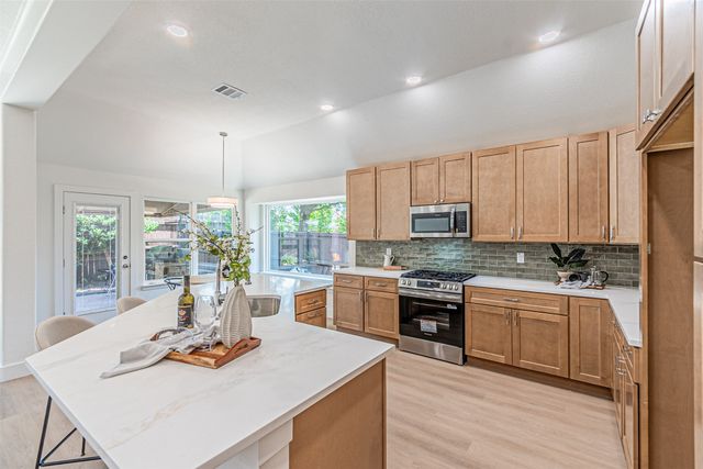 1904 Sumac Drive, Flower Mound, TX 75028
