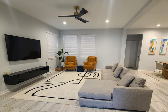 7035 Coneflower Creek Court, Katy, TX 77493