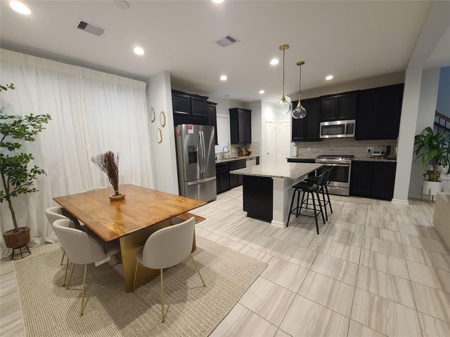 7035 Coneflower Creek Court, Katy, TX 77493