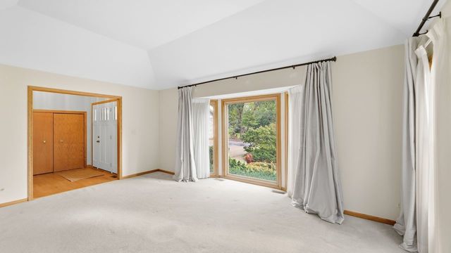 7810 Regency Grove Drive, Darien, IL 60561