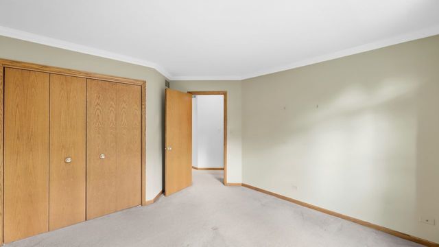 7810 Regency Grove Drive, Darien, IL 60561