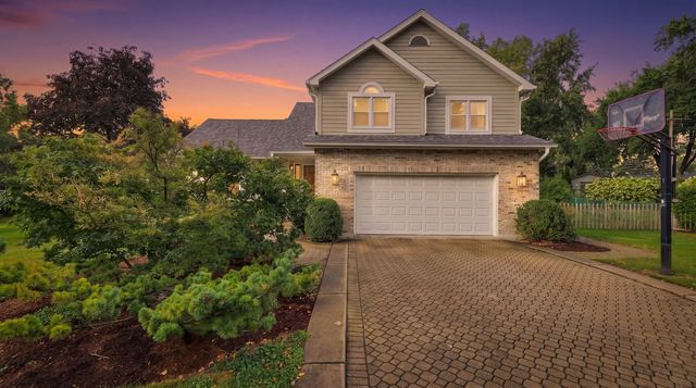 7810 Regency Grove Drive, Darien, IL 60561