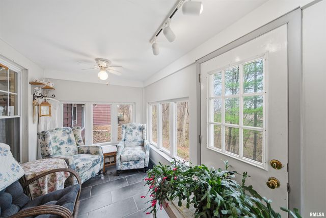 4905 W US HWY 24, Peoria, IL 61607