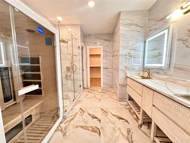 2819 Lake Shore Harbour Drive, Missouri City, TX 77459