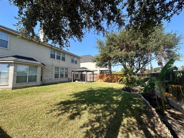 2819 Lake Shore Harbour Drive, Missouri City, TX 77459