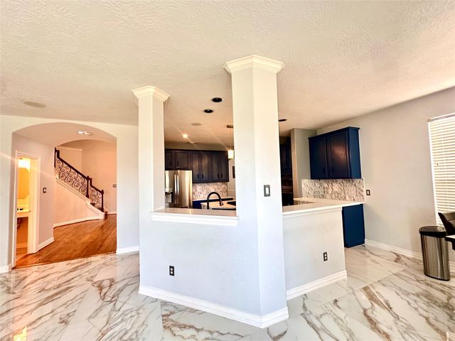 2819 Lake Shore Harbour Drive, Missouri City, TX 77459