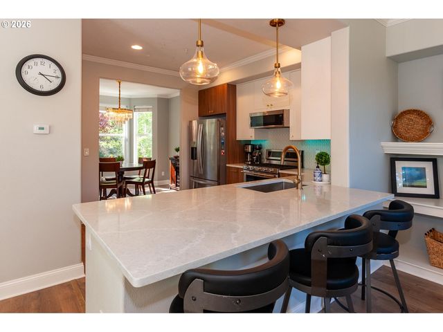 13162 Sw RAPTOR Pl, Portland, OR 97223