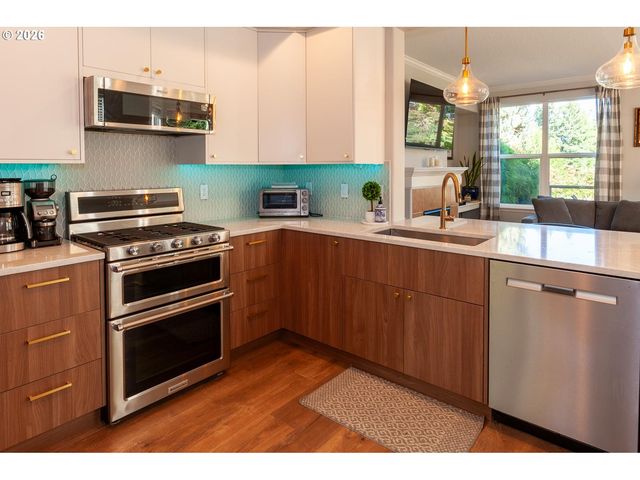 13162 Sw RAPTOR Pl, Portland, OR 97223