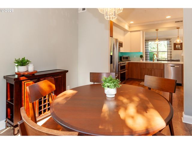 13162 Sw RAPTOR Pl, Portland, OR 97223