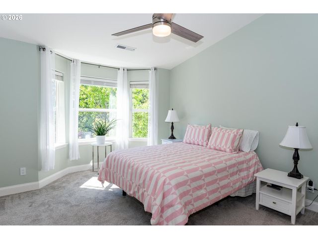 13162 Sw RAPTOR Pl, Portland, OR 97223