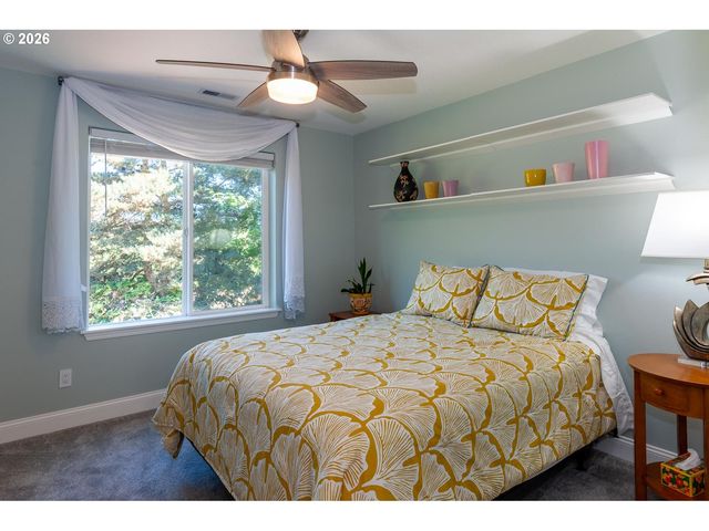 13162 Sw RAPTOR Pl, Portland, OR 97223