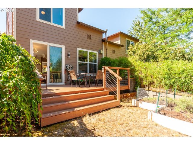 13162 Sw RAPTOR Pl, Portland, OR 97223