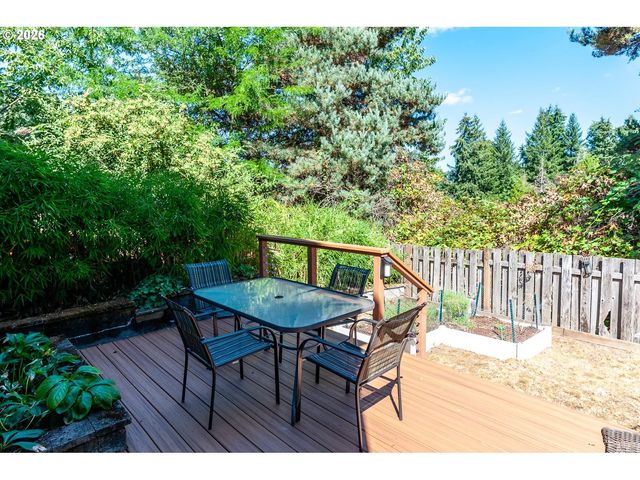13162 Sw RAPTOR Pl, Portland, OR 97223