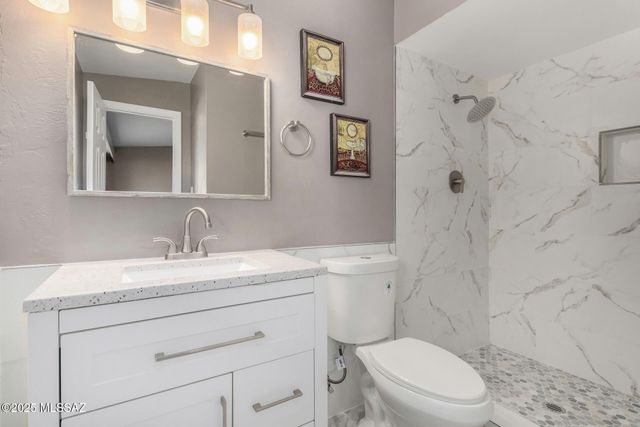 5541 E Mabel Street, Tucson, AZ 85712