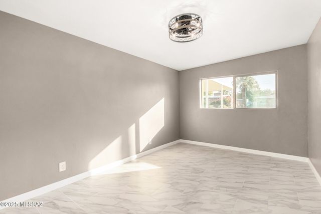 5541 E Mabel Street, Tucson, AZ 85712