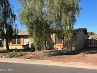 1802 W VILLA RITA Drive, Phoenix, AZ 85023