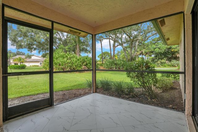3705 SW Quail Meadow Trail E, Palm City, FL 34990