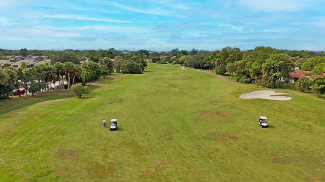 3705 SW Quail Meadow Trail E, Palm City, FL 34990