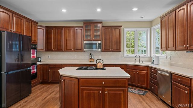 6225 Country Walk Court, Clarence, NY 14032
