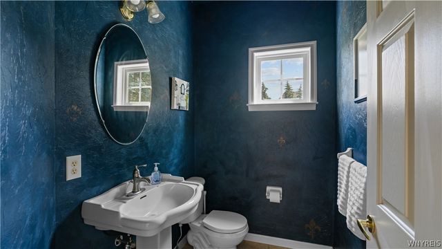 6225 Country Walk Court, Clarence, NY 14032