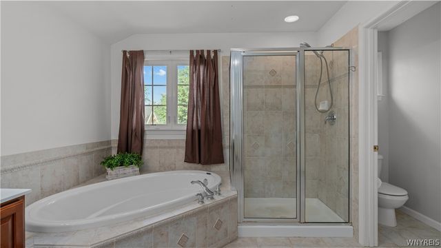 6225 Country Walk Court, Clarence, NY 14032