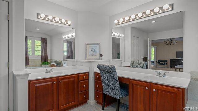 6225 Country Walk Court, Clarence, NY 14032