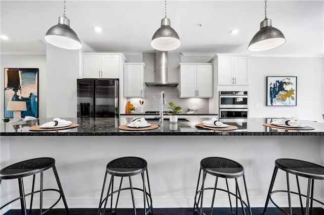 552 Ember Lane NW, Atlanta, GA 30318