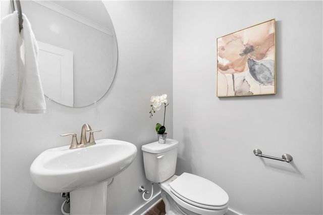 552 Ember Lane NW, Atlanta, GA 30318