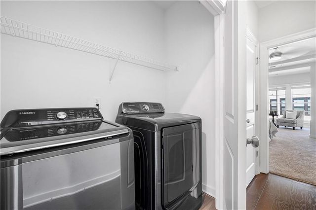 552 Ember Lane NW, Atlanta, GA 30318