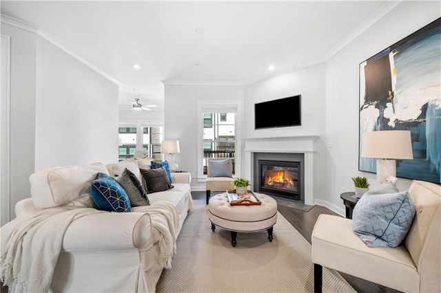 552 Ember Lane NW, Atlanta, GA 30318