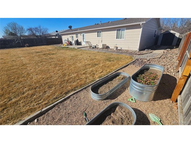 511 Rose St, Hillrose, CO 80733