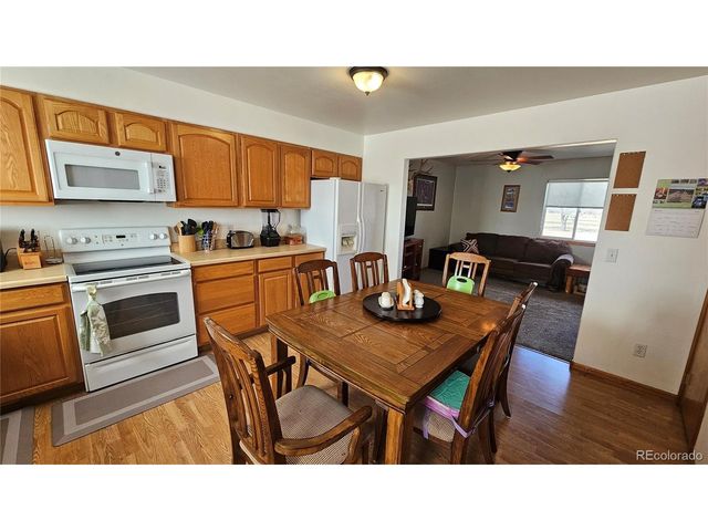 511 Rose St, Hillrose, CO 80733