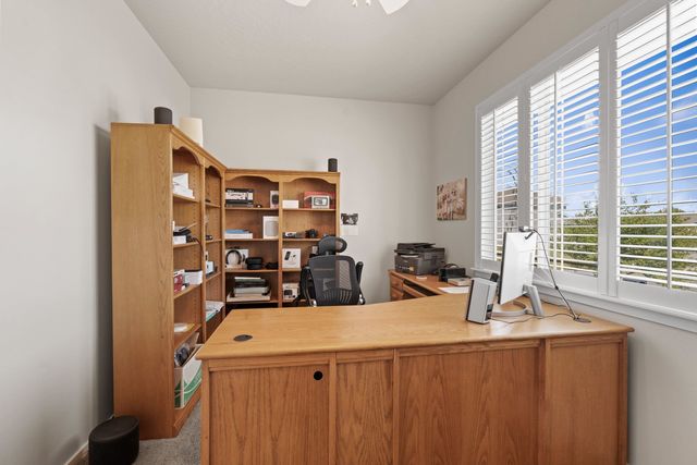 19016 E 15th Ave, Spokane Valley, WA 99016