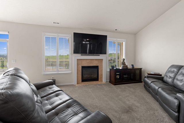 19016 E 15th Ave, Spokane Valley, WA 99016