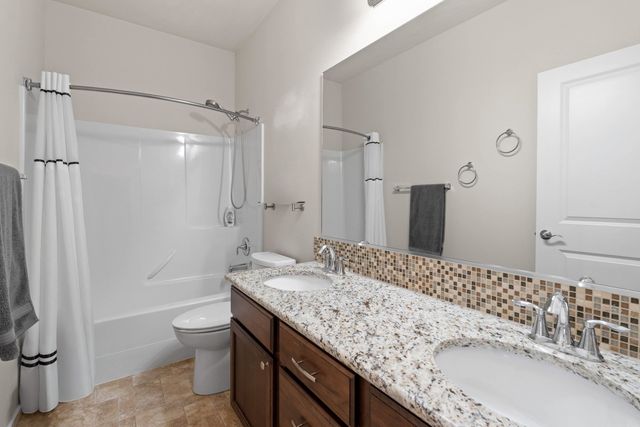 19016 E 15th Ave, Spokane Valley, WA 99016