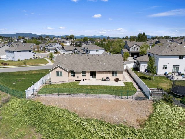 19016 E 15th Ave, Spokane Valley, WA 99016
