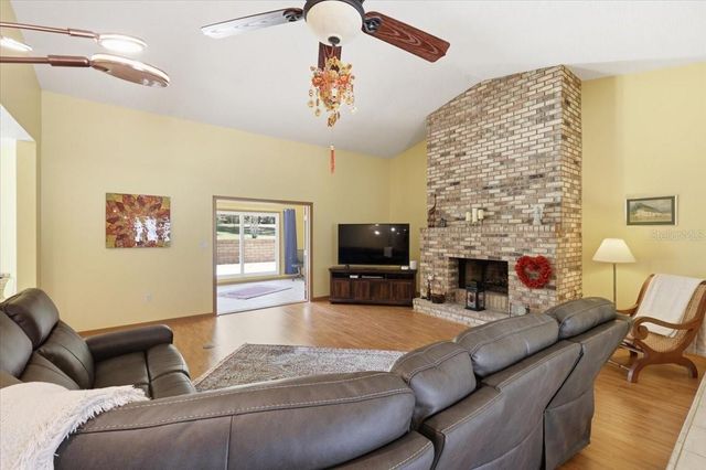 208 ORANGE RIDGE CIRCLE, Longwood, FL 32779