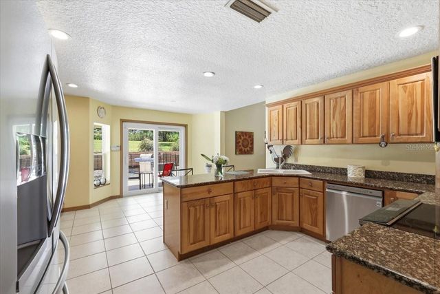208 ORANGE RIDGE CIRCLE, Longwood, FL 32779