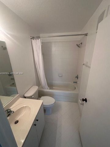 1271 SE 28th Ct 203, Homestead, FL 33035
