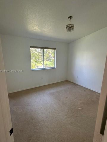 1271 SE 28th Ct 203, Homestead, FL 33035